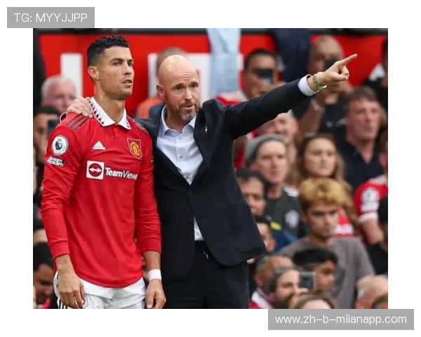 大反转！曼联名宿爆争议发言：C罗很意外，曼联官宣c罗