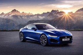 米兰登录入口-奇亚拉·佩拉卡尼与马泰奥·桑托罗跳板动作协调完美