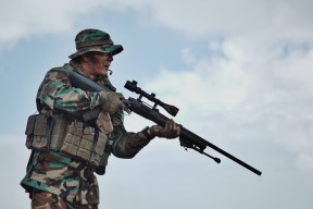 米兰体育APP-德甲战术新纪元：变化无限，令人期待！，德甲收官战