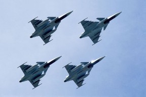 米兰体育-赫塔菲门将高接低挡力保球门不失，赫塔菲最近战绩