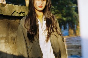 米兰体育官网-弗朗索瓦·霍尔茨豪伊泽：不畏挑战，在南非队的进攻中提供强大支持