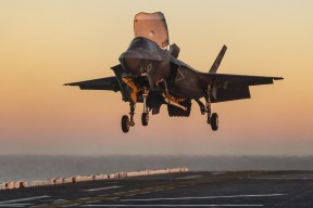 MILANSPORT入口-足球分析深入解读技战术布局与青训成效，足球的技战术分析