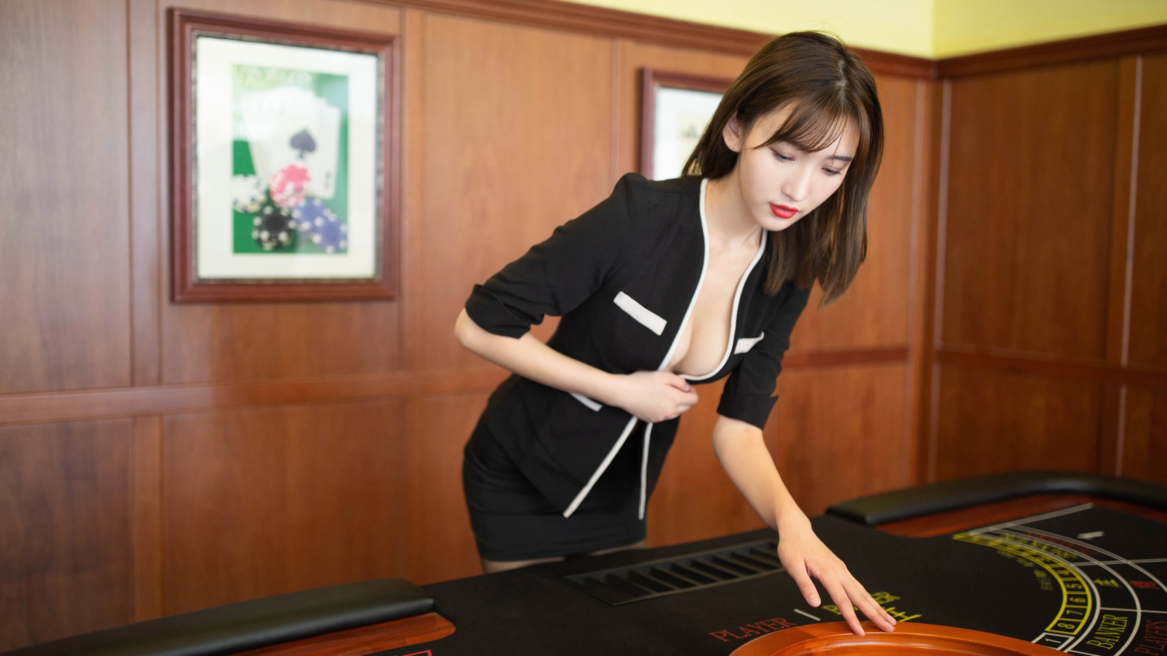 中超引入体能监测系统实时掌握球员状态变化，中超身体对抗